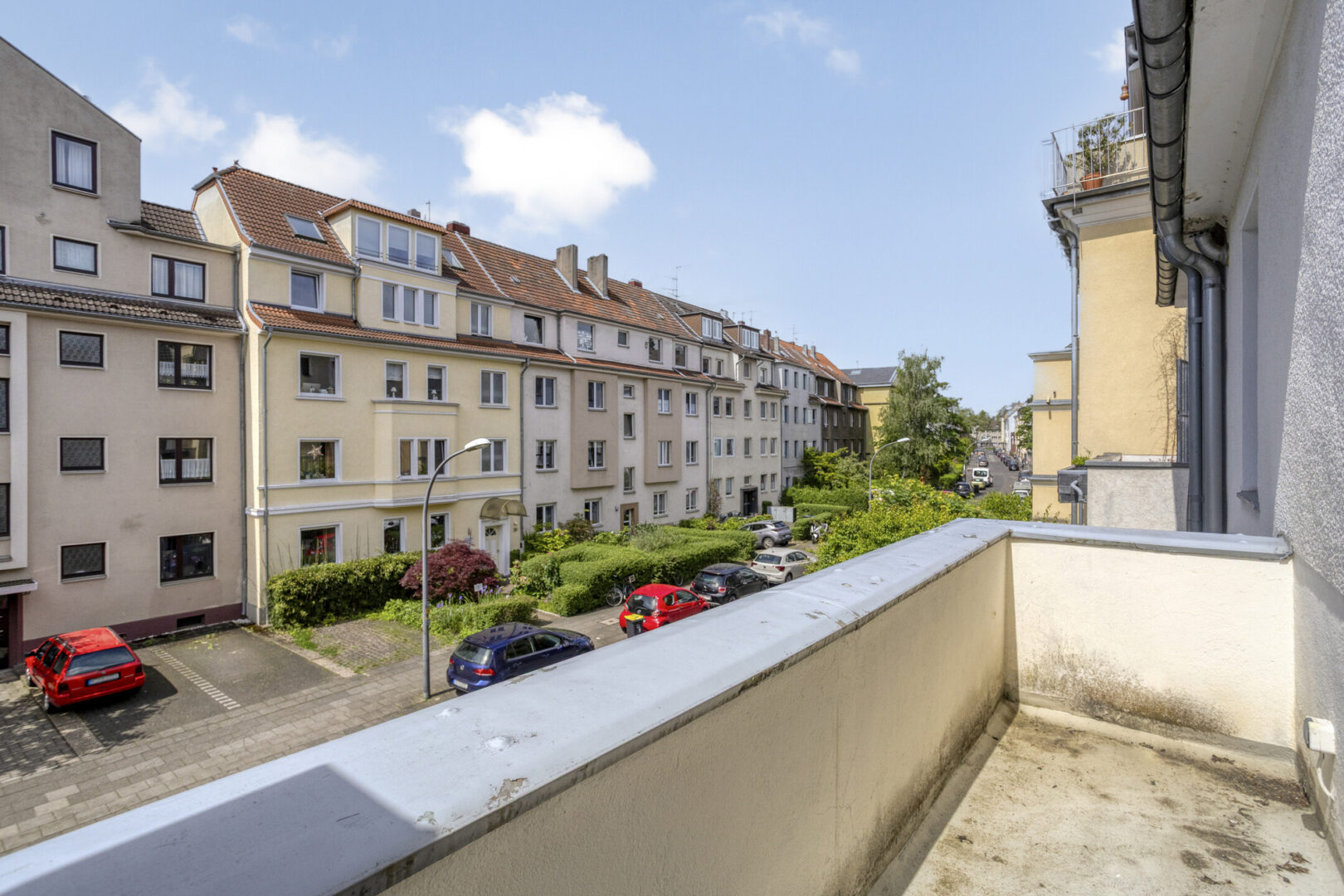 Balkon Straßenseite 1.OG