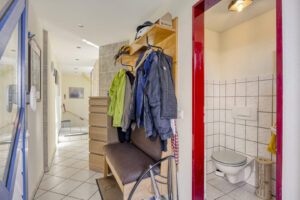 Wohnung 2: eigenes Gäste-WC
