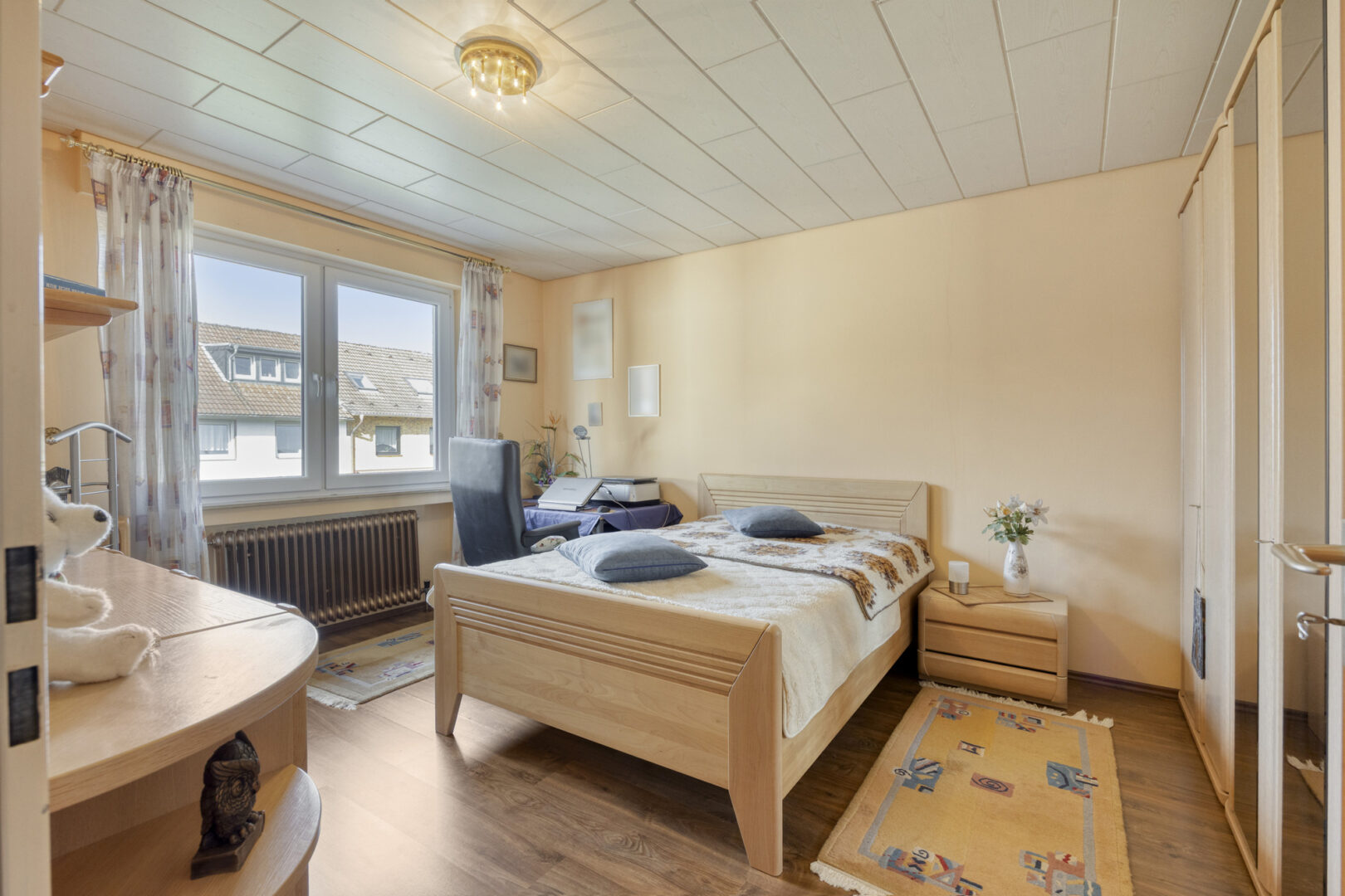 Helles Schlafzimmer